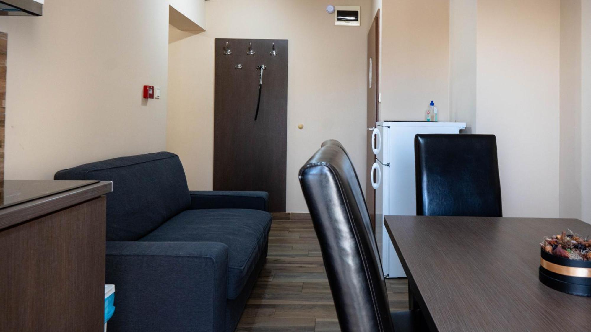 Family Apartman Eplény Εξωτερικό φωτογραφία