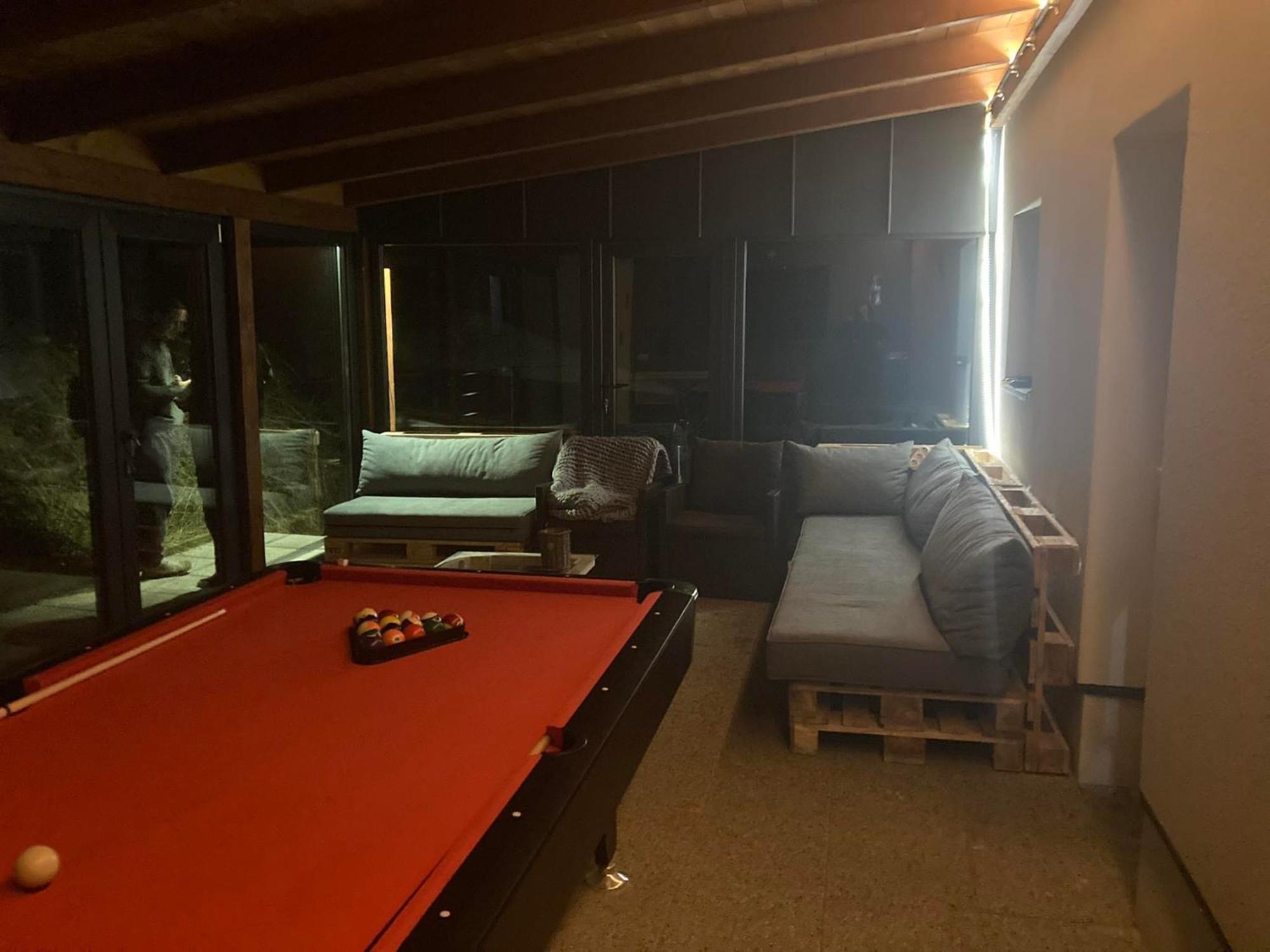 Family Apartman Eplény Εξωτερικό φωτογραφία