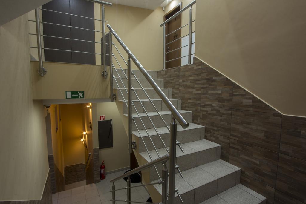 Family Apartman Eplény Εξωτερικό φωτογραφία